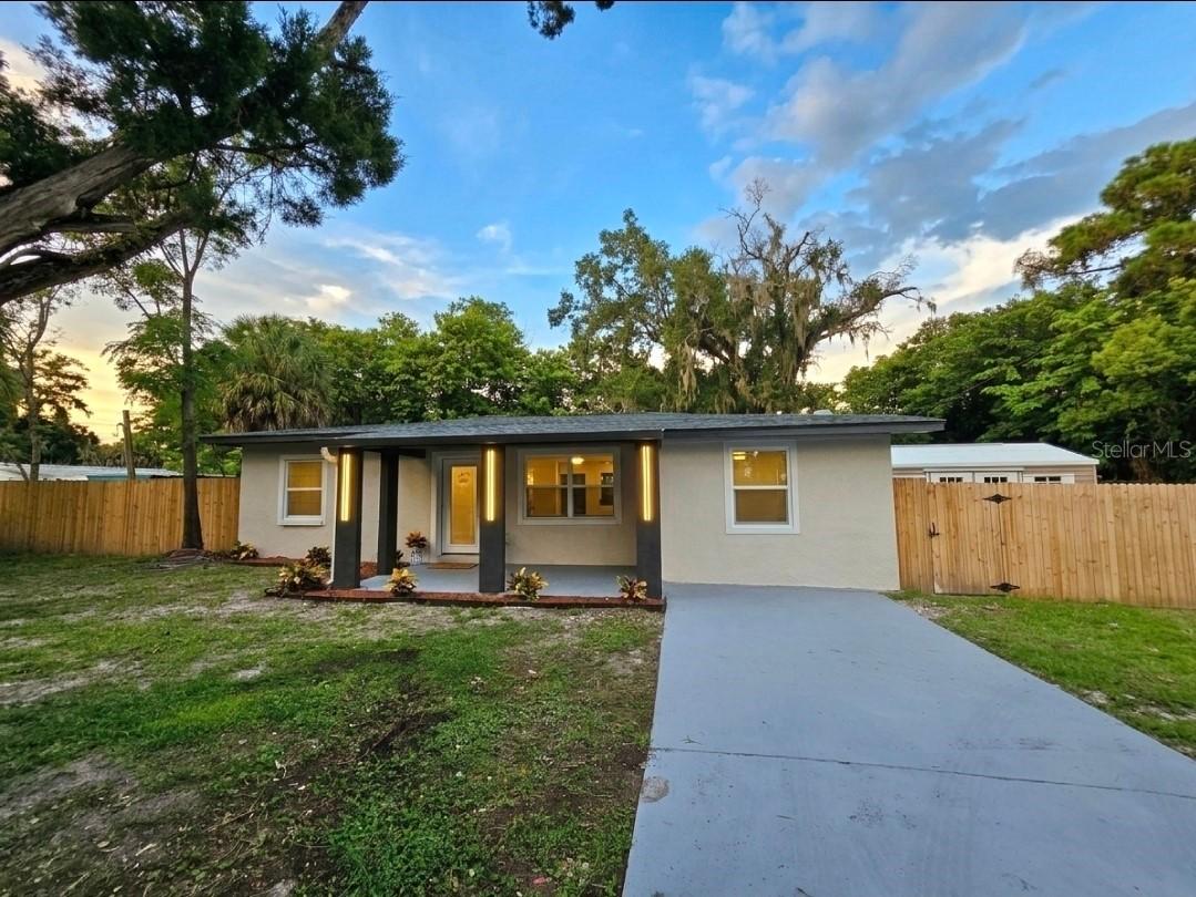 5823 Massachusetts Ave., New Port Richey, FL 34652