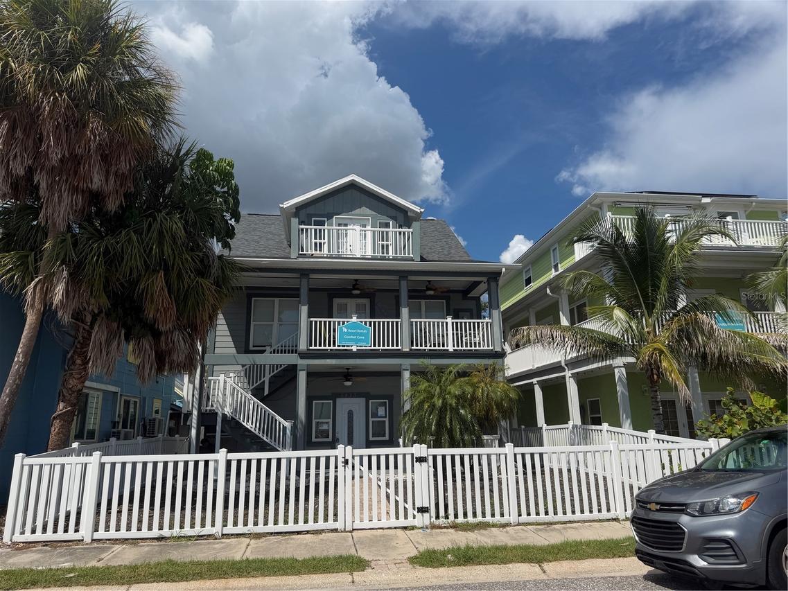 5433 Essex Ave., Gulfport, FL 33707