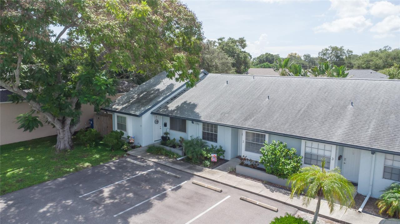 366 47th Ave. #2, St Petersburg, FL 33703