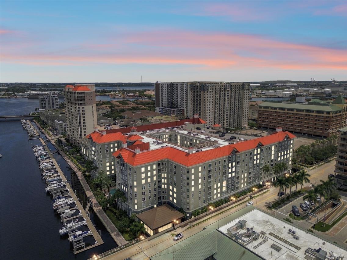 700 S Harbour Island Blvd. #747, Tampa, FL 33602