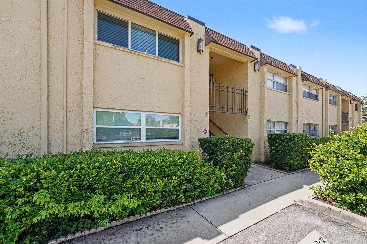 4450 40th Ave. #D12, St Petersburg, FL 33714