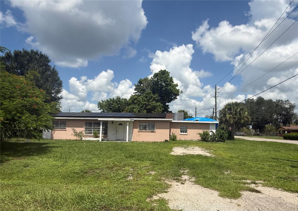 321 Louise Ave., Fort Myers, FL 33916