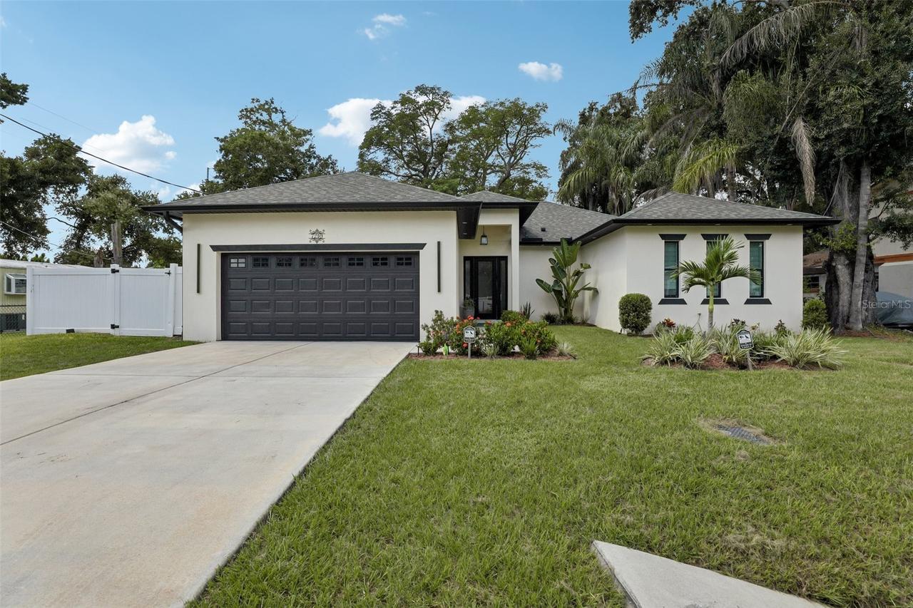 7210 N Amos Ave., Tampa, FL 33614