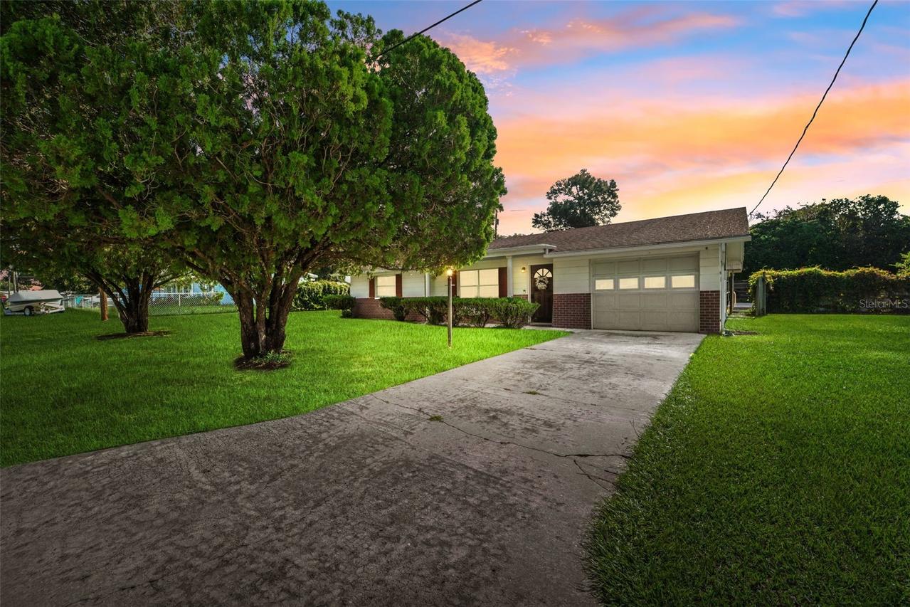 5914 Wilson Dr., Zephyrhills, FL 33542