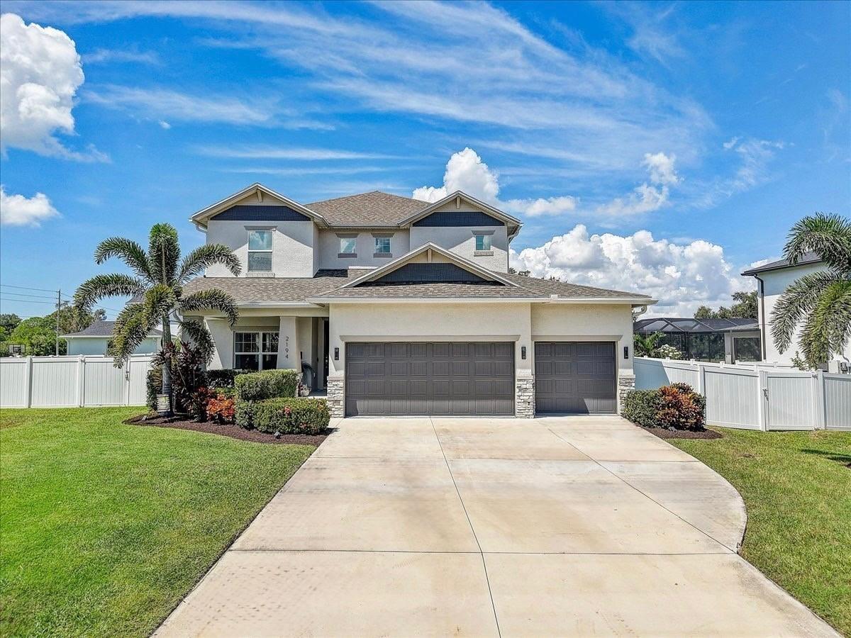 2194 Fairway Ave., St Petersburg, FL 33712