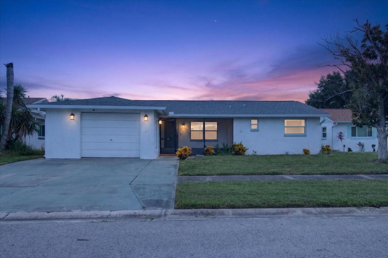2217 Harrison Dr., Holiday, FL 34691