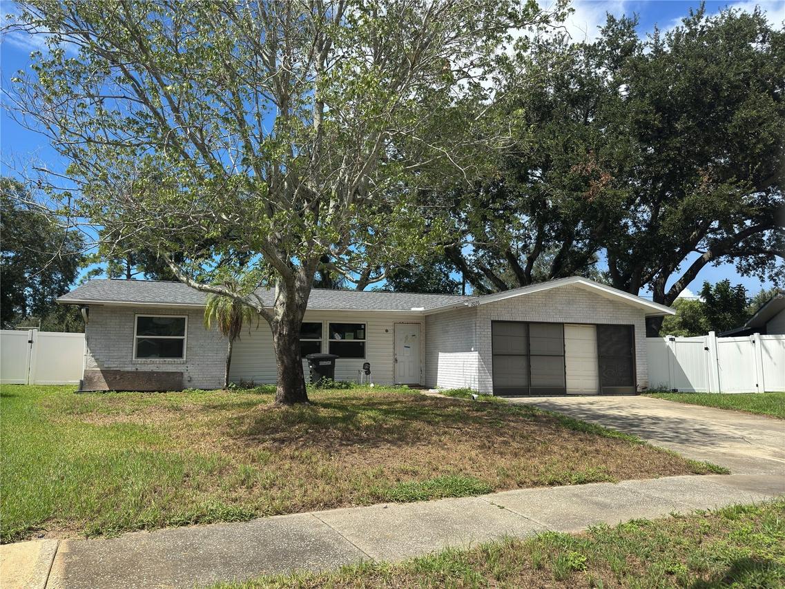 2076 Butternut Cir., Clearwater, FL 33763