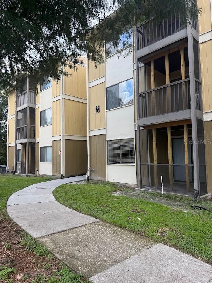 13367 Arbor Pointe Cir. #201, Tampa, FL 33617