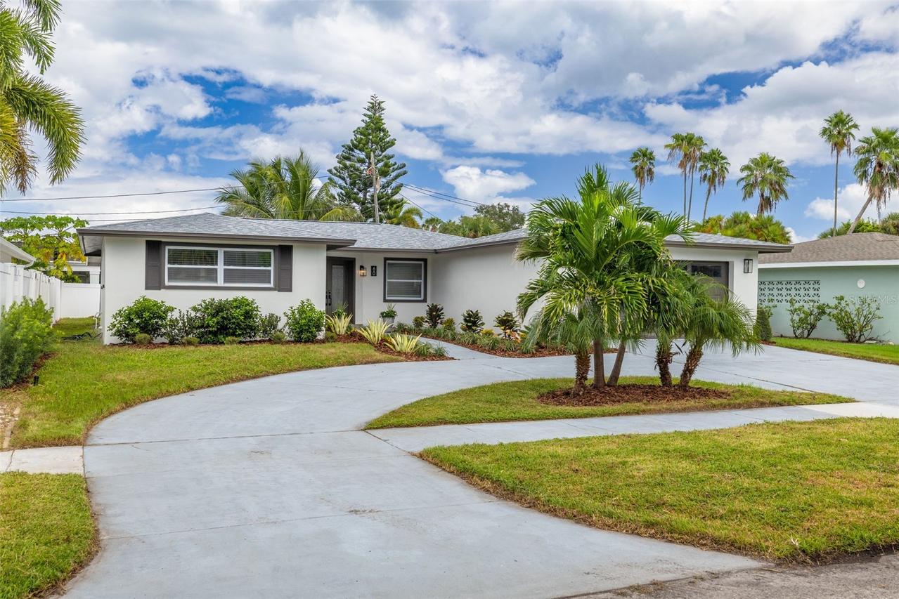 60 Kipling Plz., Clearwater Beach, FL 33767
