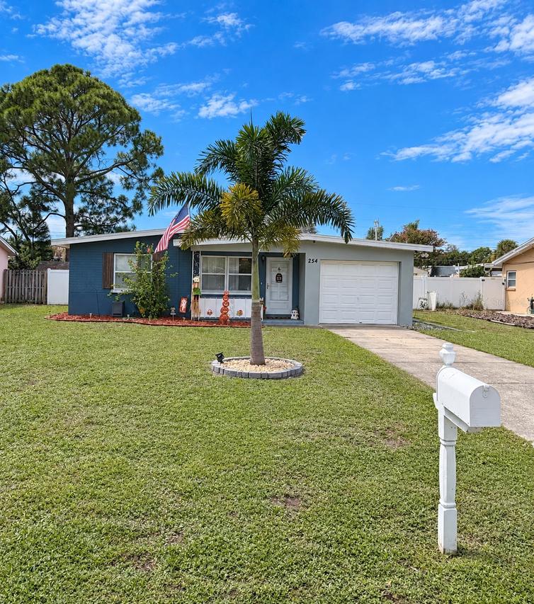 254 Wertz Dr., Largo, FL 33771
