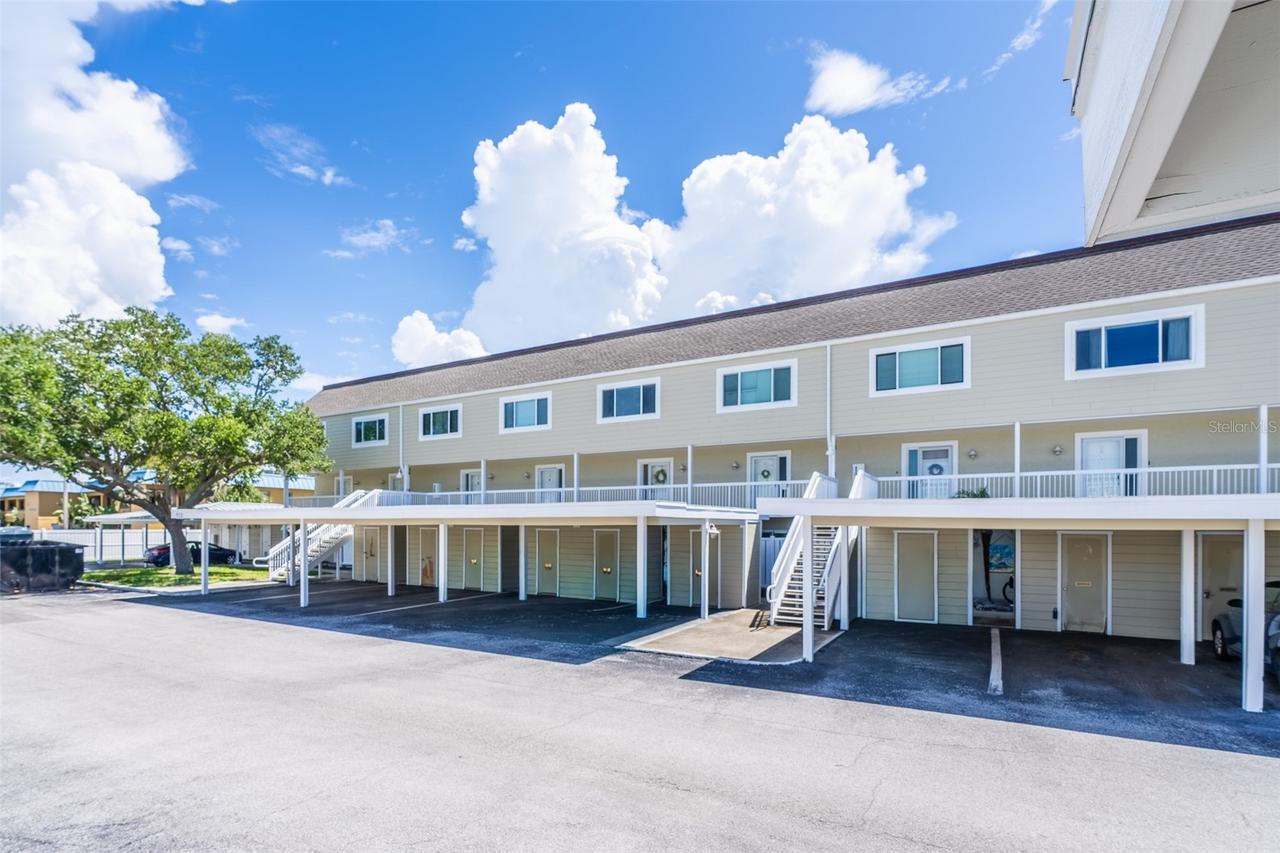 433 S Paula Dr. #21, Dunedin, FL 34698