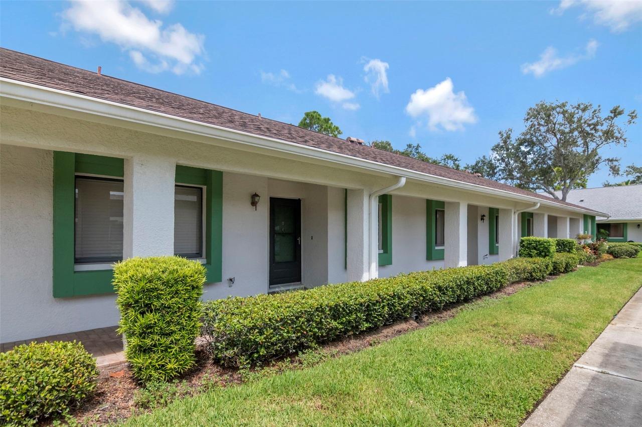 2569 Laurelwood Dr. #11B, Clearwater, FL 33763