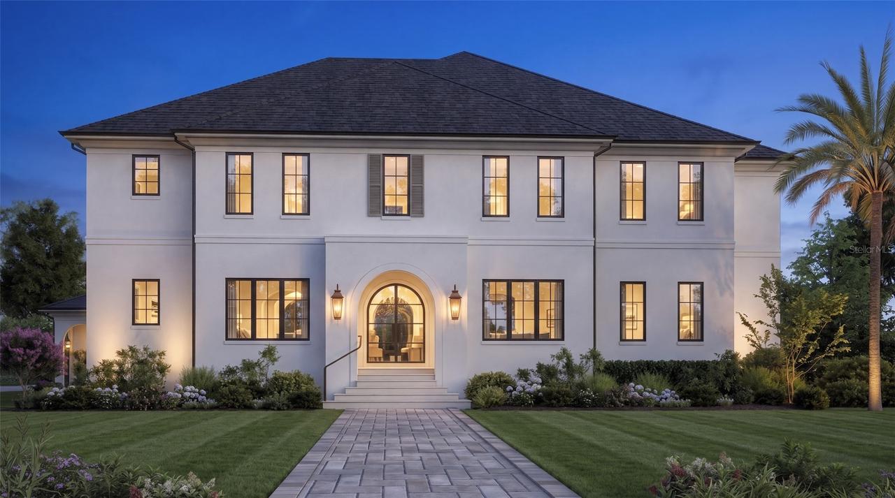 4302 W Woodmere Rd., Tampa, FL 33609