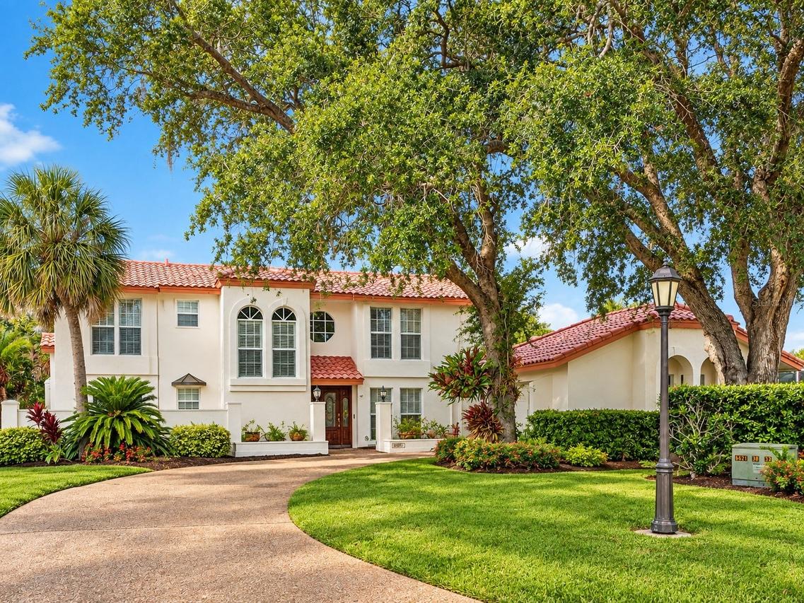 3701 Prairie Dunes Dr., Sarasota, FL 34238