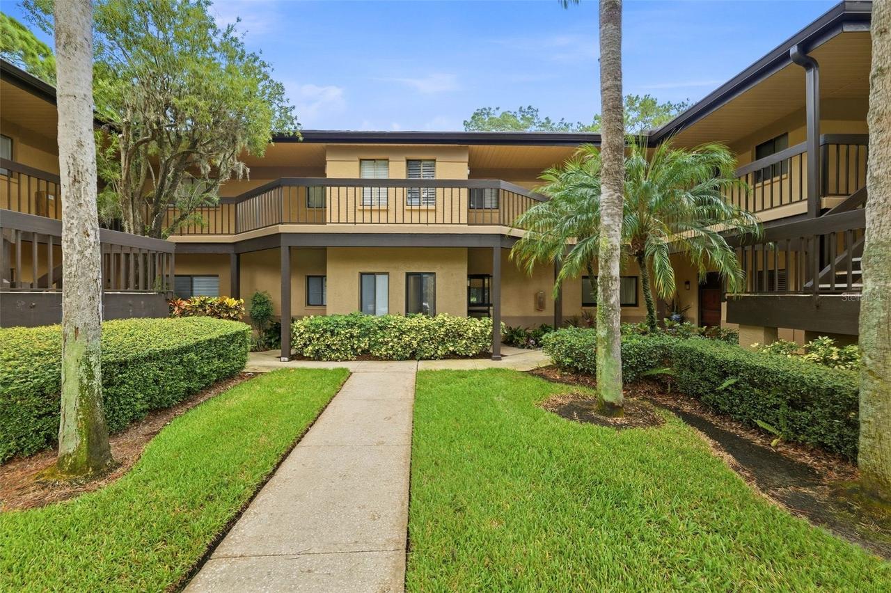 2687 Sabal Springs Cir. #104, Clearwater, FL 33761