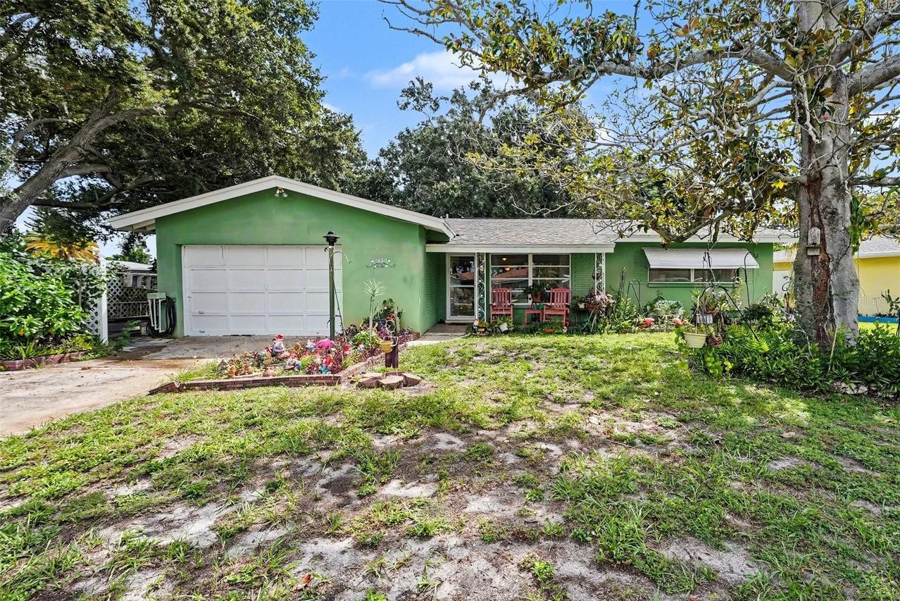 2400 Indigo Dr, Clearwater, FL 33763