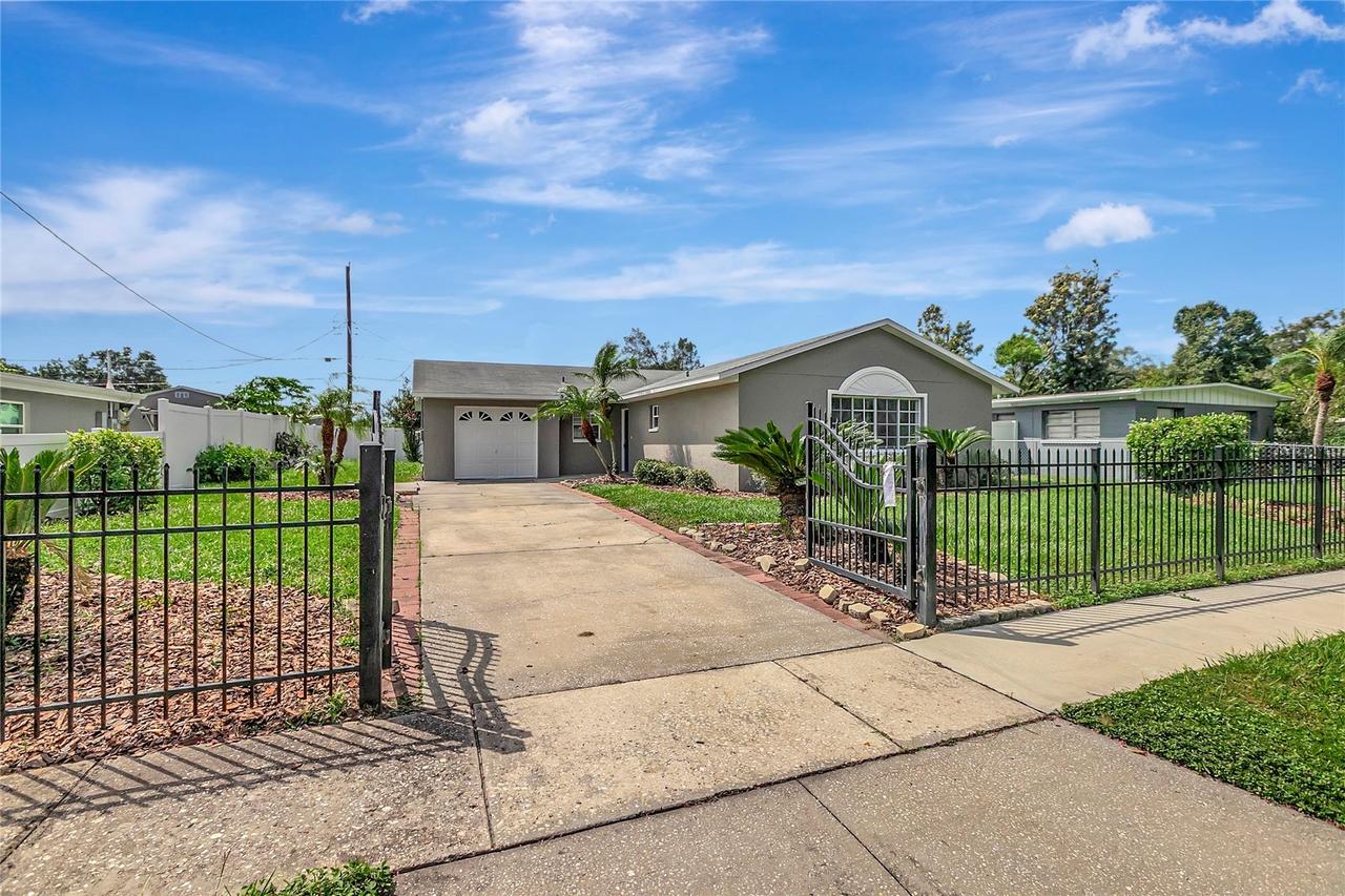 1713 Carnegie Cir., Tampa, FL 33619