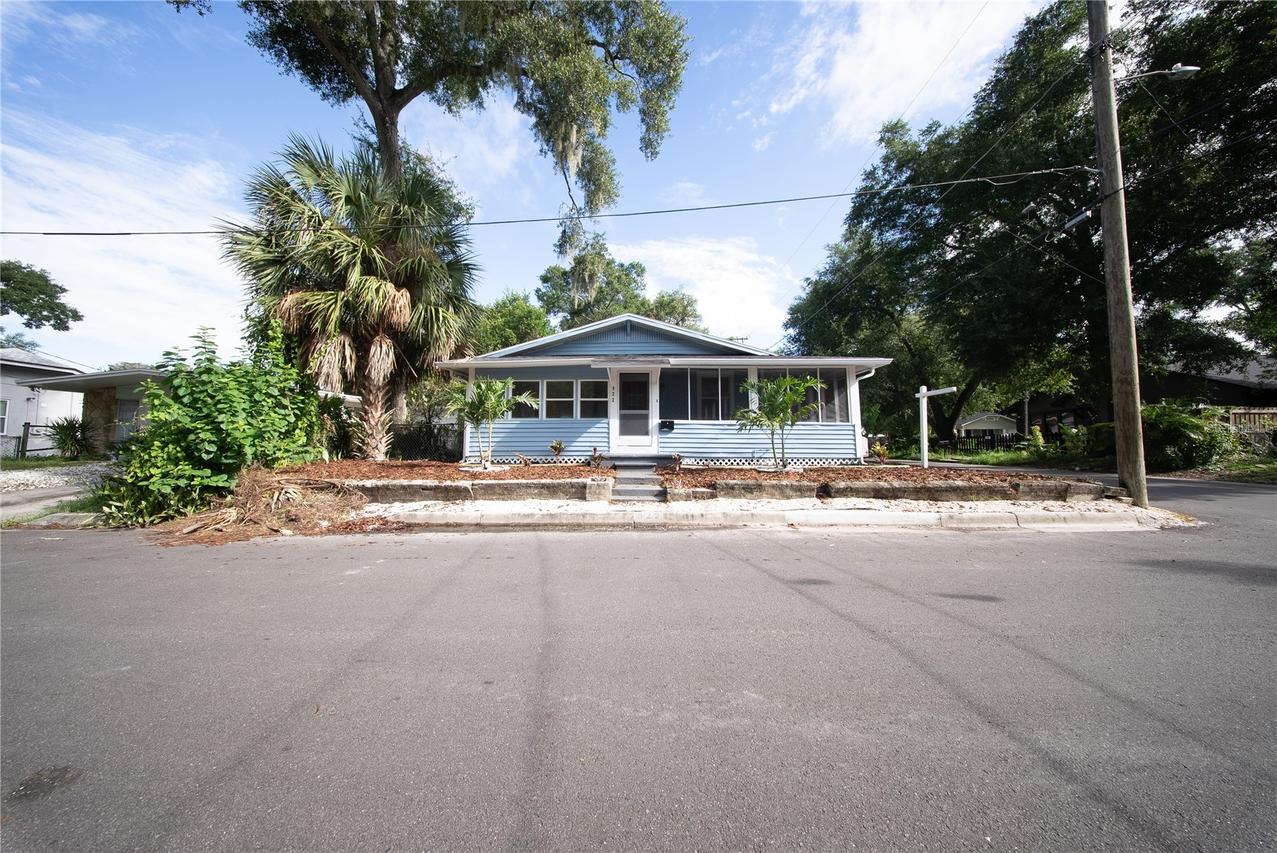 922 E Ida St., Tampa, FL 33603