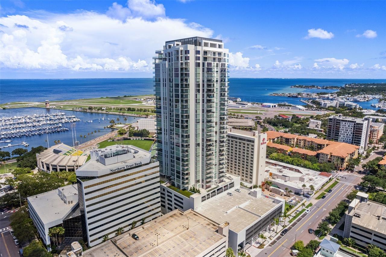 301 1st St. #1202, St Petersburg, FL 33701
