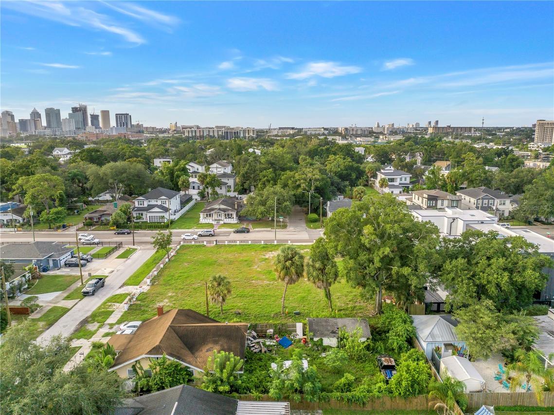 815 W Columbus Dr., Tampa, FL 33602