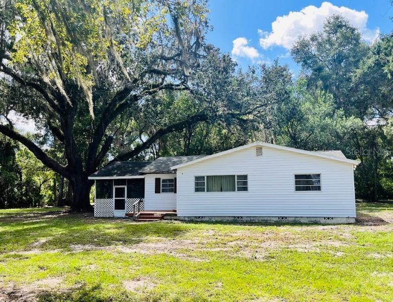 3324 Taylor Ave., Coleman, FL 33521