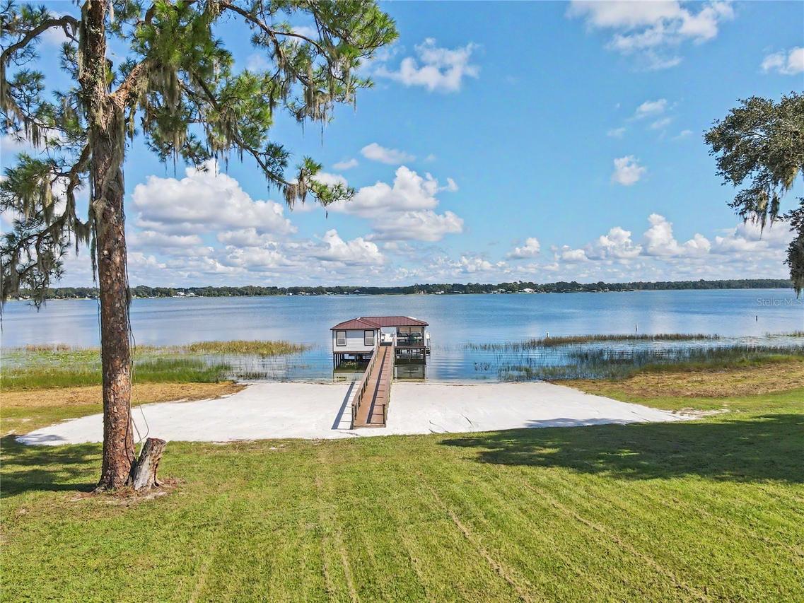 10915 SE Sunset Harbor Rd., Summerfield, FL 34491