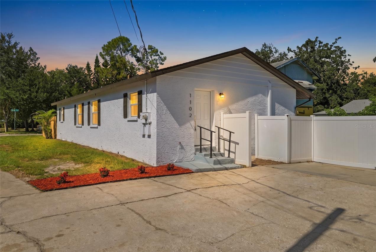 1102 E Sitka St., Tampa, FL 33604