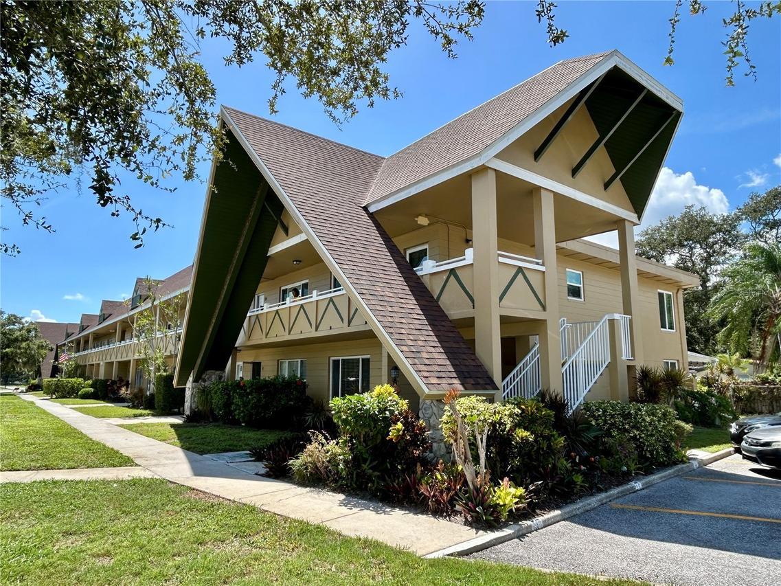 2000 World Parkway Blvd. #12, Clearwater, FL 33763