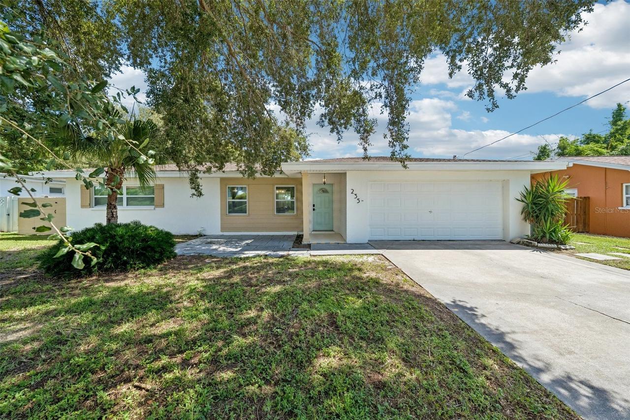 235 Overbrook Dr., Largo, FL 33770