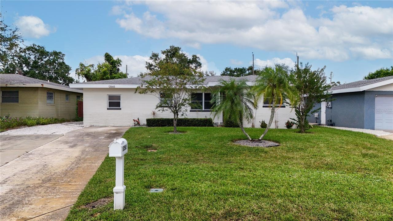 12565 81st Ave., Seminole, FL 33776