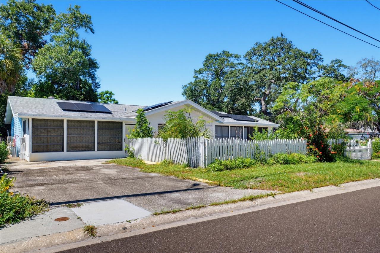 1100 Ewing Ave., Clearwater, FL 33756