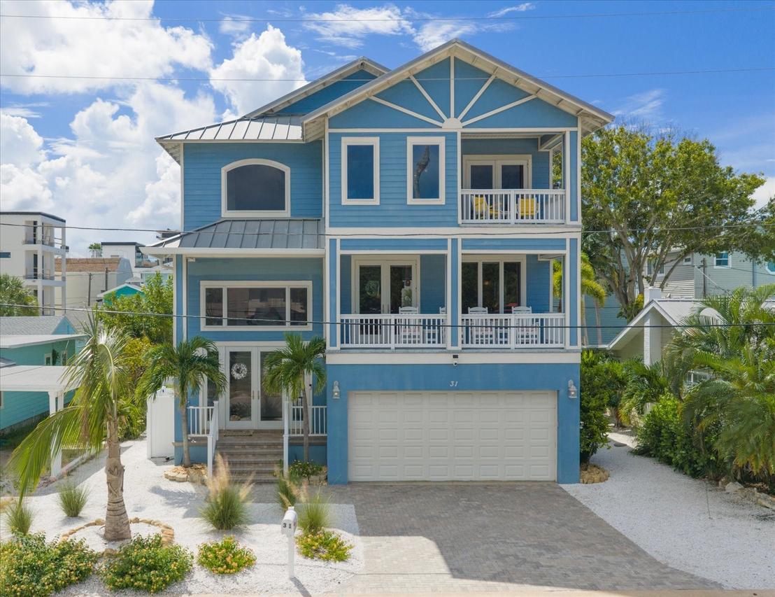 31 81st Ave., Treasure Island, FL 33706