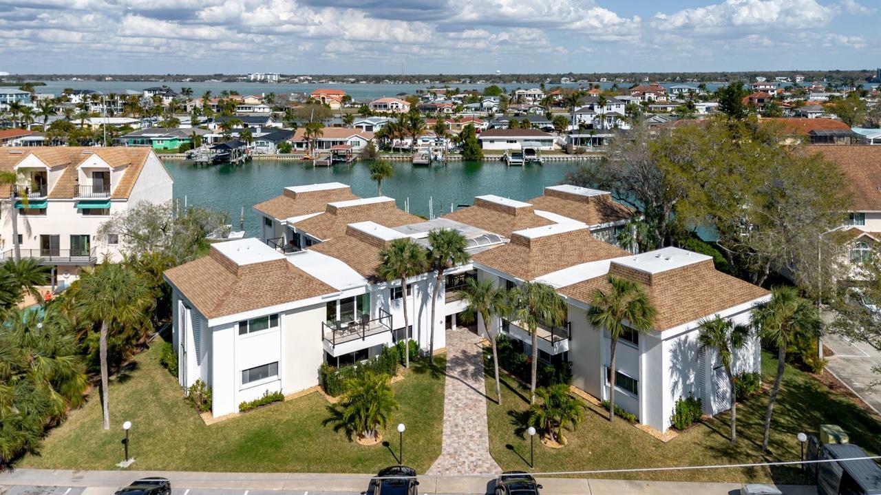 311 Island Way #101, Clearwater, FL 33767