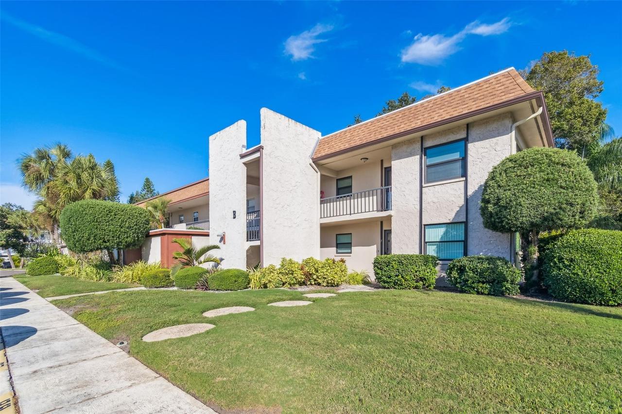 2750 E Bay Dr. #12B, Largo, FL 33771