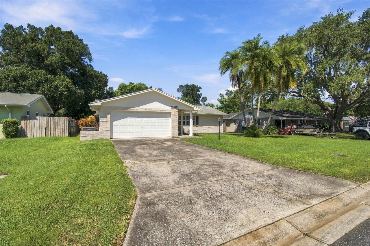 11161 105th Ave., Seminole, FL 33778