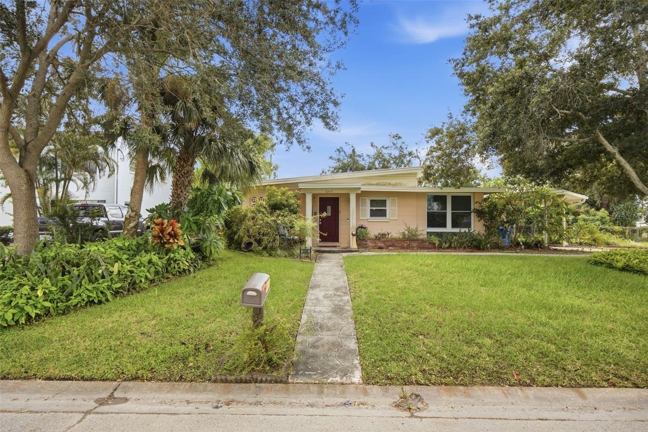 3206 River Cove Dr., Tampa, FL 33614