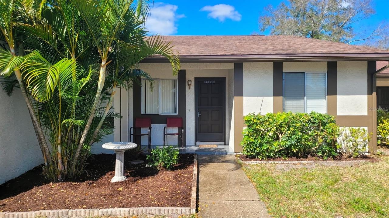 2265 Bancroft Cir. #B, Palm Harbor, FL 34683