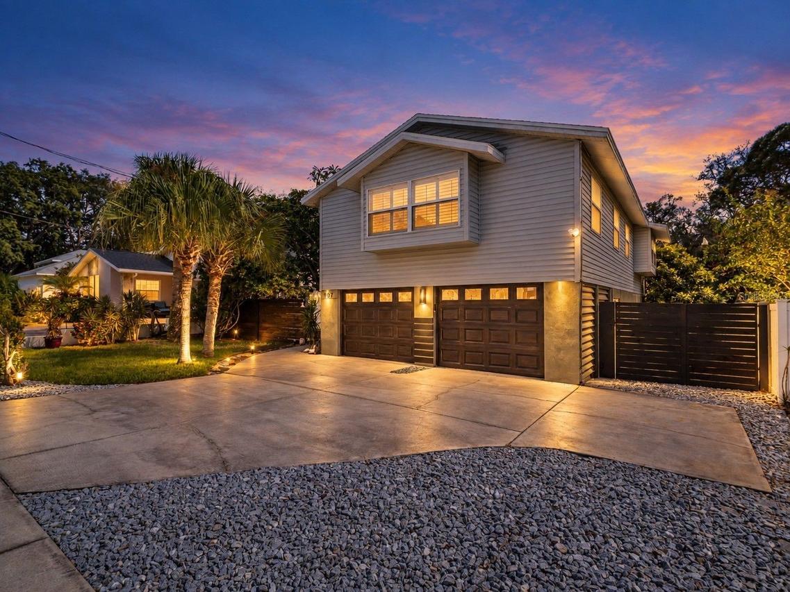 1907 Gulf Beach Blvd., Tarpon Springs, FL 34689