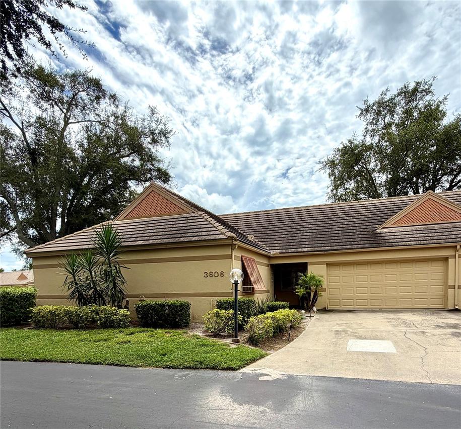 3606 57th Avenue Dr., Bradenton, FL 34210