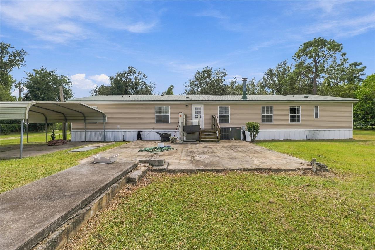 8611 County Line Rd., Lithia, FL 33547