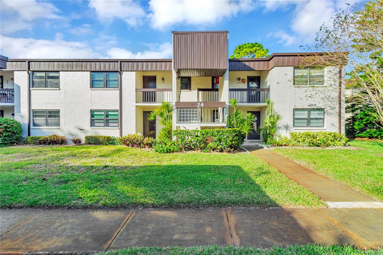 2400 Winding Creek Blvd. #24-203, Clearwater, FL 33761