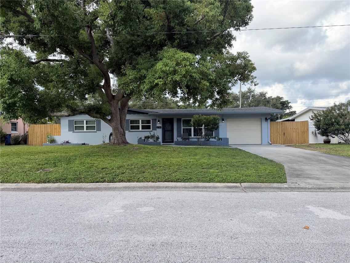 2700 56th Ln., St Petersburg, FL 33710