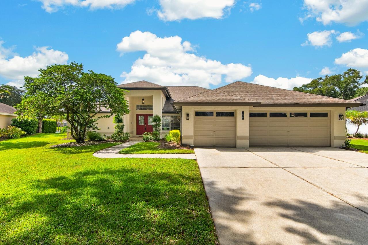 16506 Longleat Dr., Lutz, FL 33549