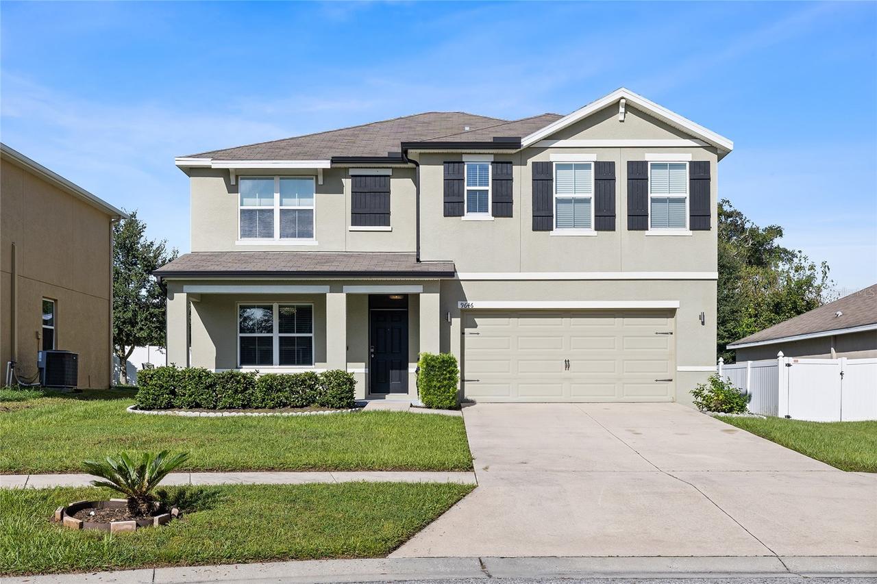 9646 Troncais Cir., Thonotosassa, FL 33592