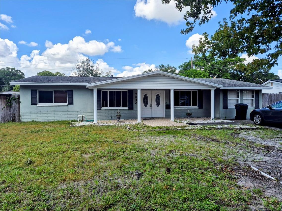 7850 14th Way, St Petersburg, FL 33702