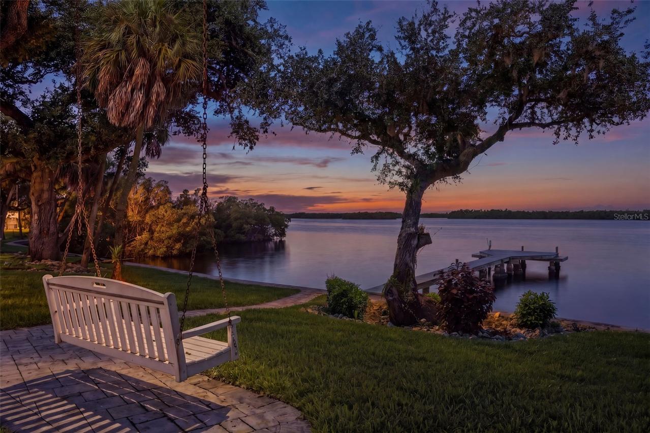 2805 Gulf City Rd., Ruskin, FL 33570