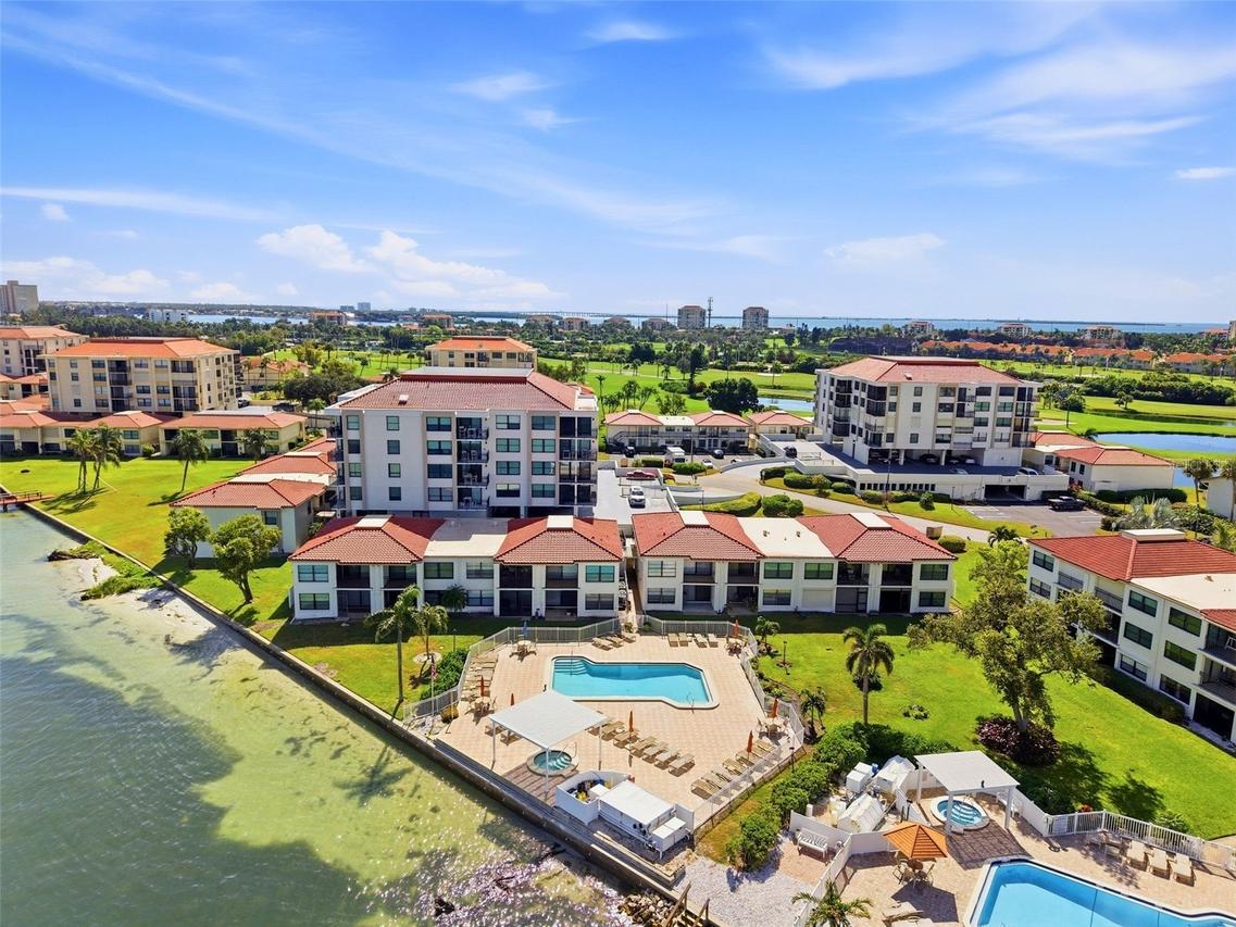6211 Sun Blvd. #212, St Petersburg, FL 33715