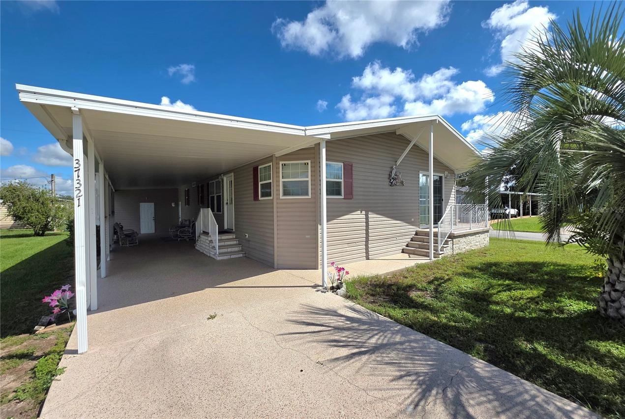 37321 Eileen Ave., Zephyrhills, FL 33542