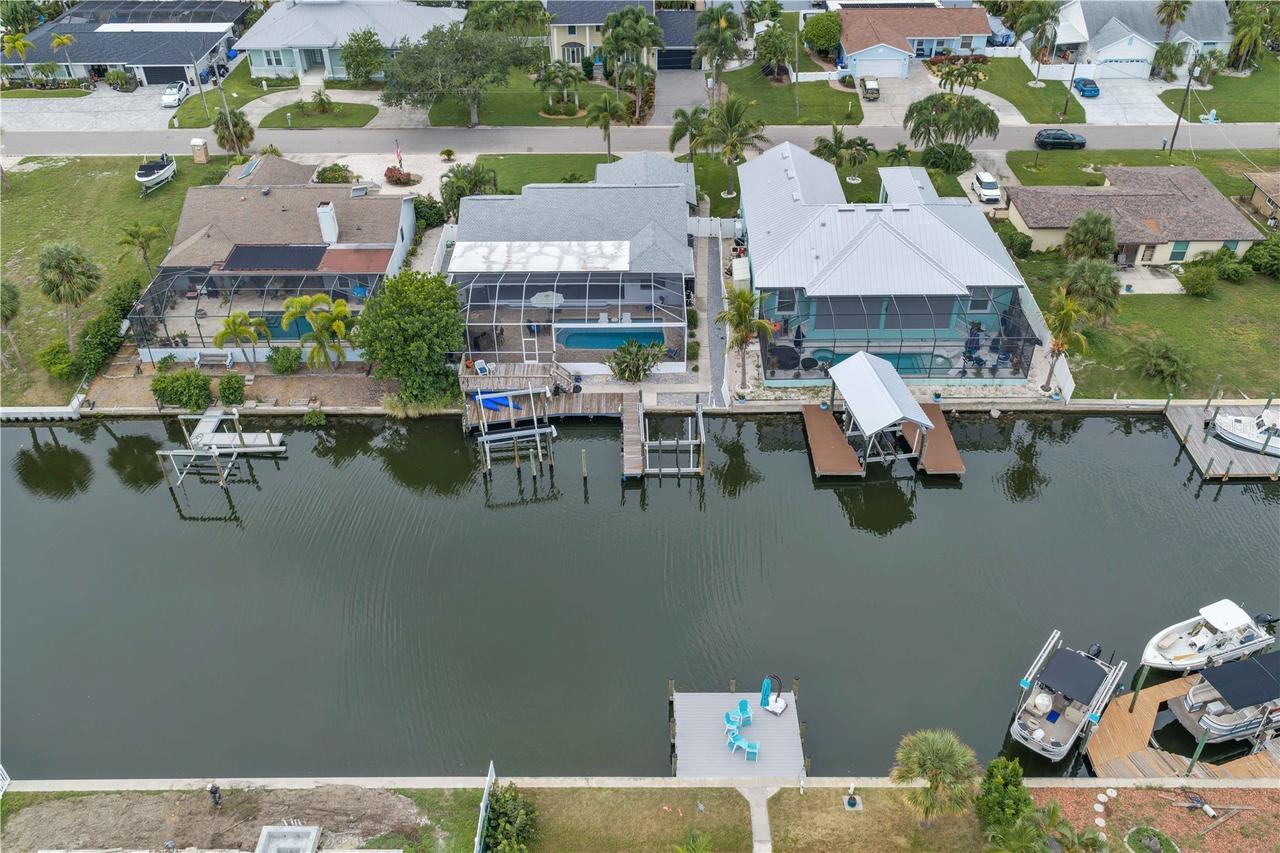 743 Kingston Ct., Apollo Beach, FL 33572