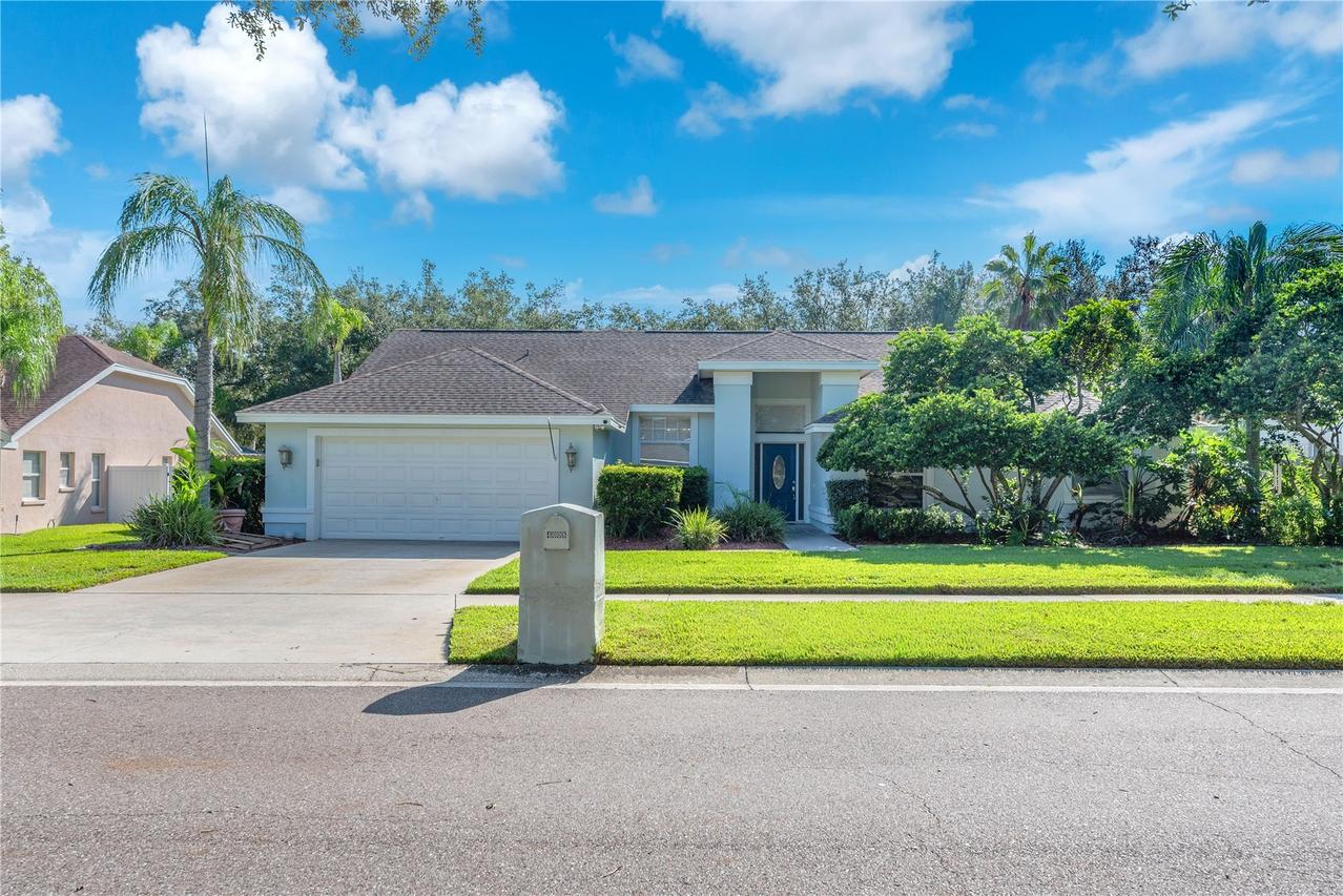 4008 Eagles Nest Dr., Valrico, FL 33596